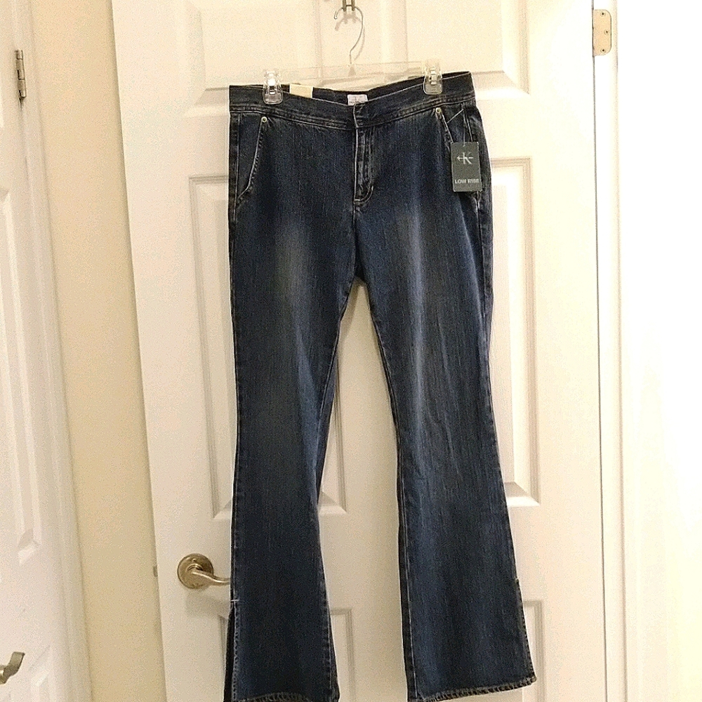 New size 8 Calvin Klein jeans - NWOT